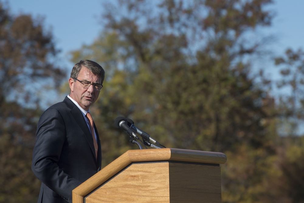 Secretary of defense hosts farewell ceremony for Army Secretary John McHugh