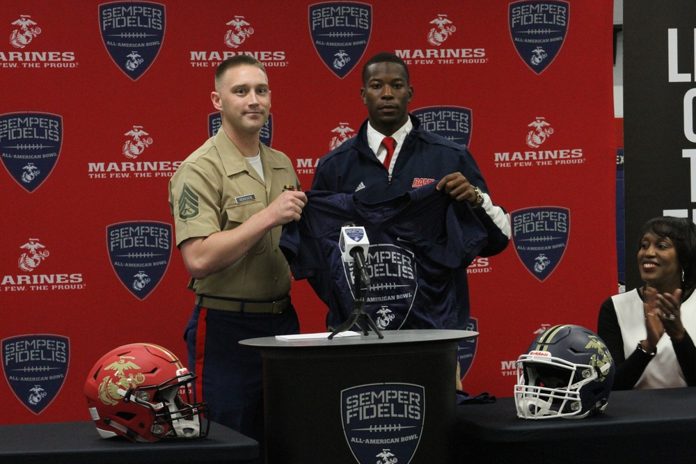 Bastrop High School senior selected to play in the Semper Fidelis All-American Bowl