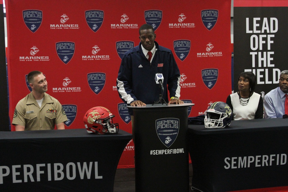 Bastrop High School senior selected to play in the Semper Fidelis All-American Bowl