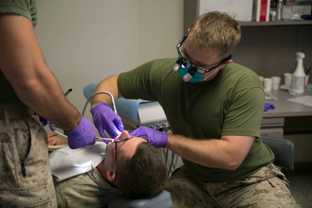 2nd Dental Battalion provides dental care in the field during ITX 1-16
