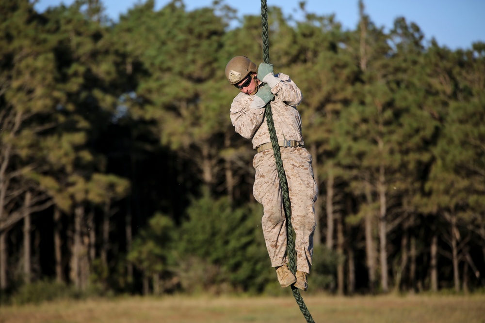 Making the descent: Marines hone fast-roping skills