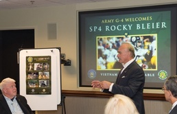 Football legends Bleier, Staubach discuss Vietnam War experiences