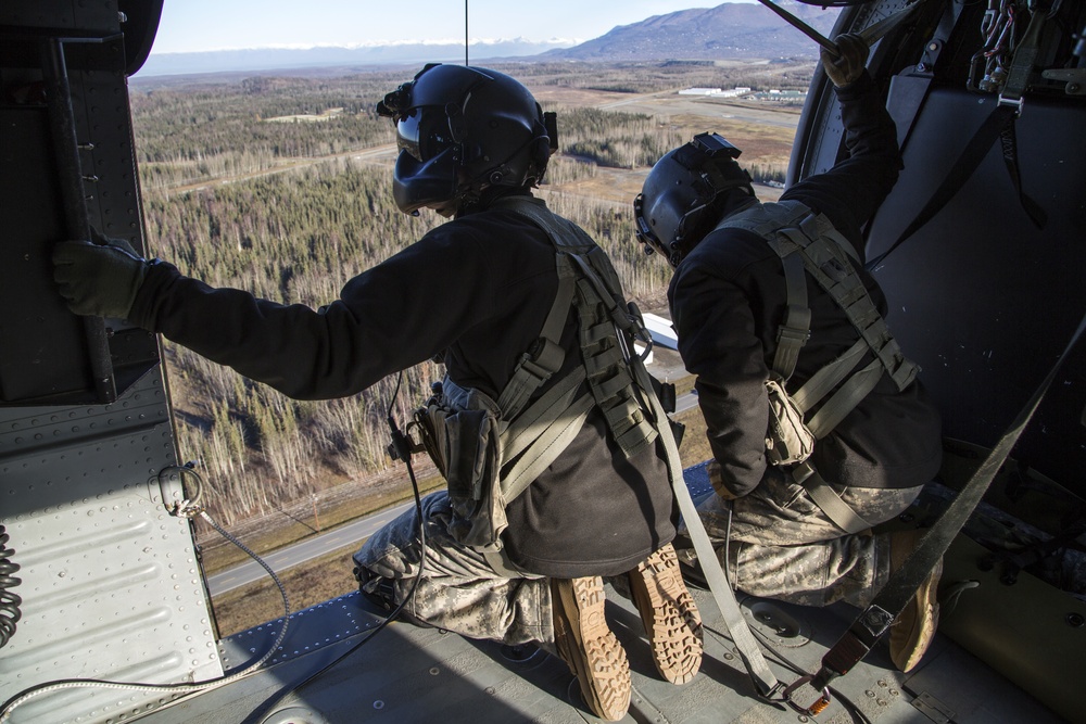 Alaska Army National Guard conducts rescue training