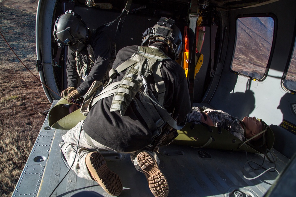 Alaska Army National Guard conducts rescue training