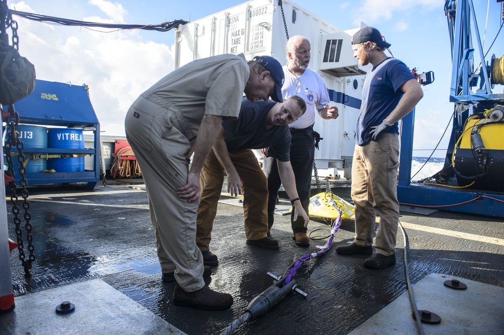 Search for El Faro