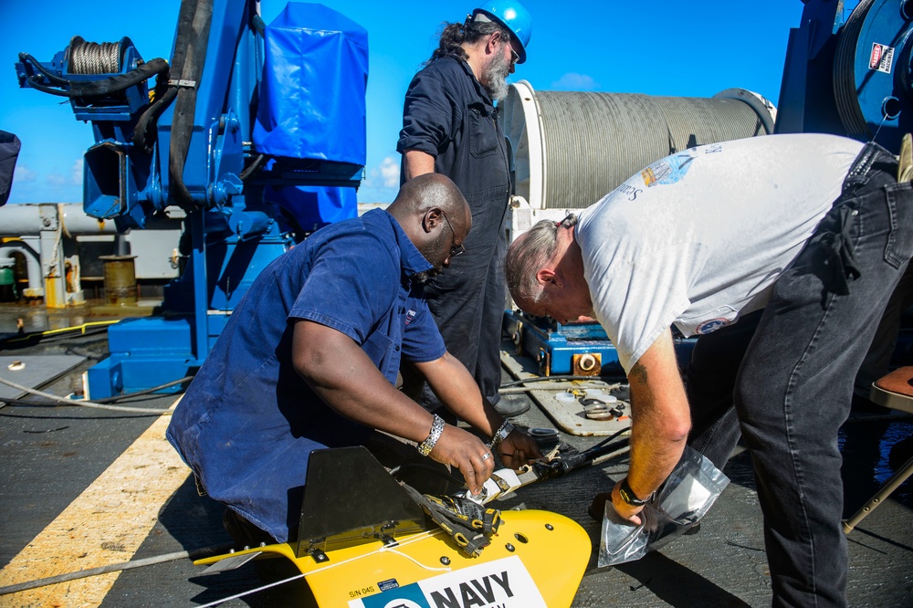 Search for El Faro