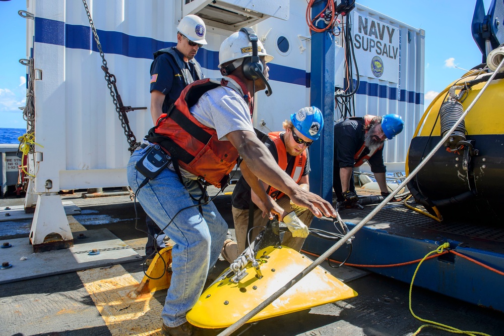 Search for El Faro