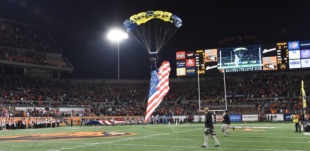 Leap Frogs perform at college football game