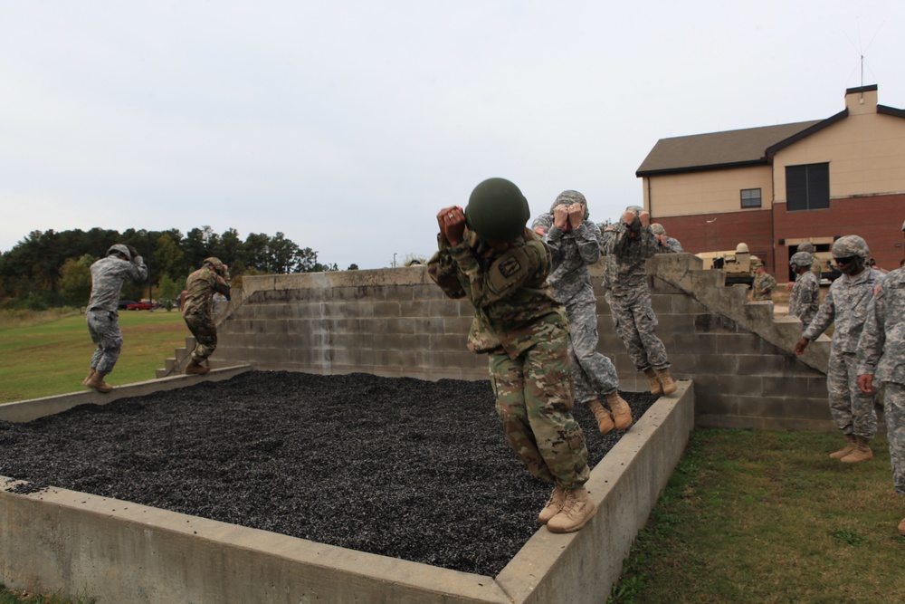 USACAPOC conducts C-27 familiarization jump in preparation for Operation Toy Drop