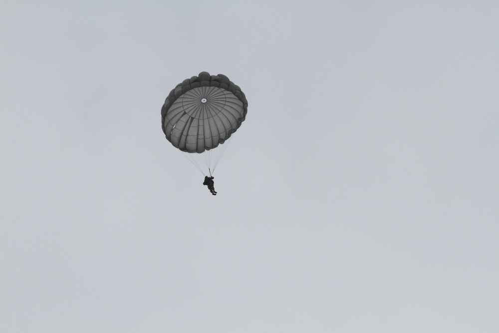 USACAPOC conducts C-27 familiarization jump