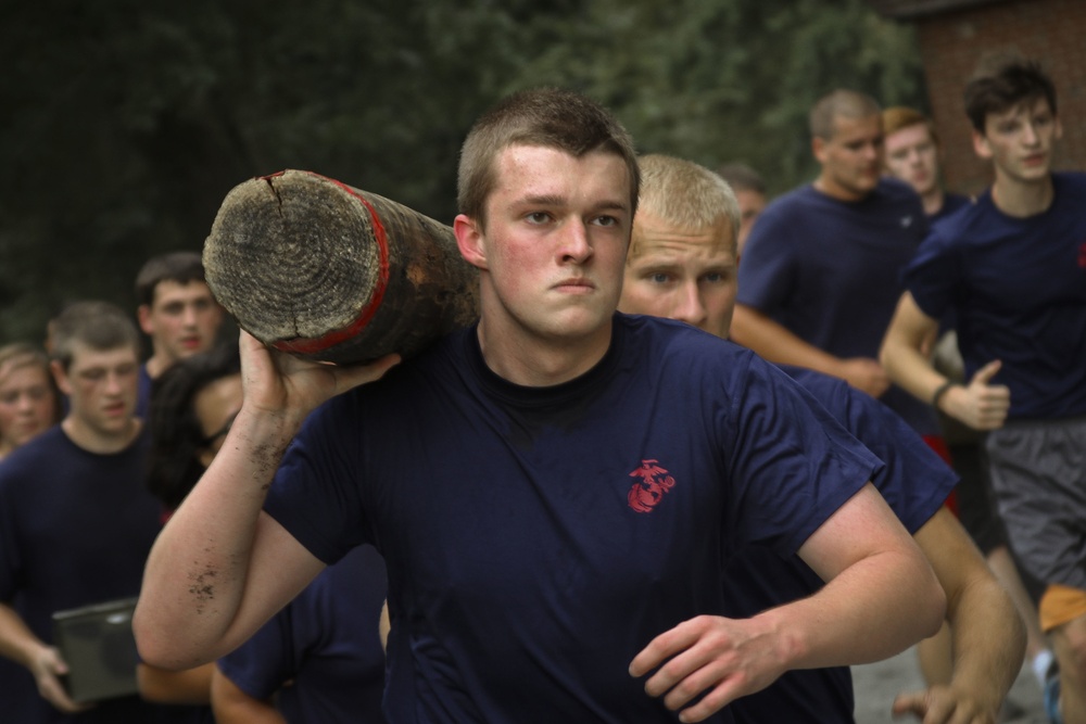 Marine recruits learn teamwork during grueling hike