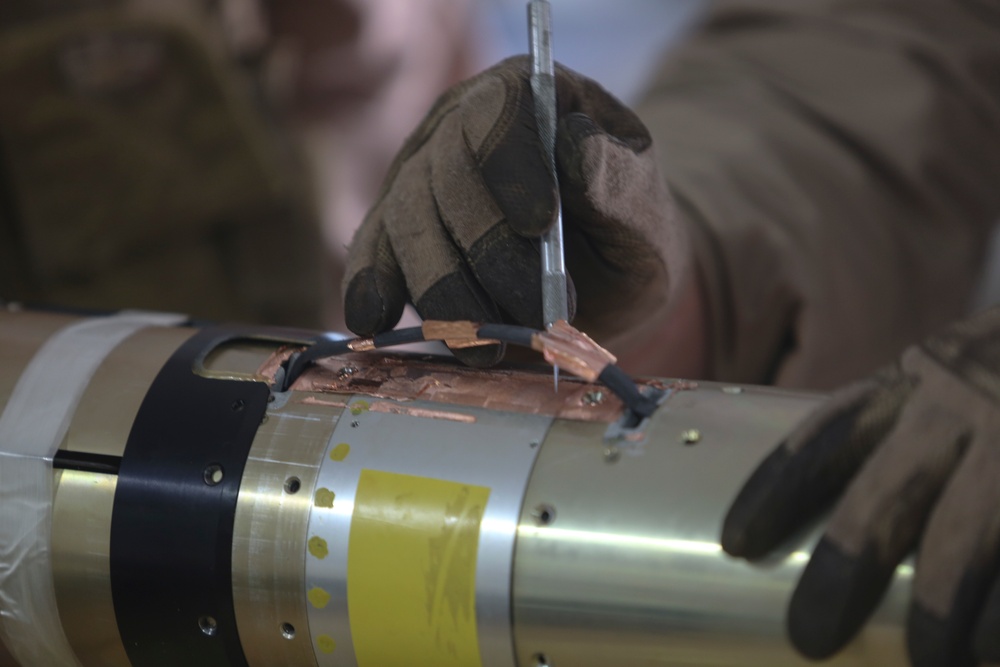 EOD Company tackles the Griffin Missile system