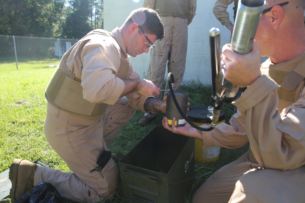 EOD Company tackles the Griffin Missile system