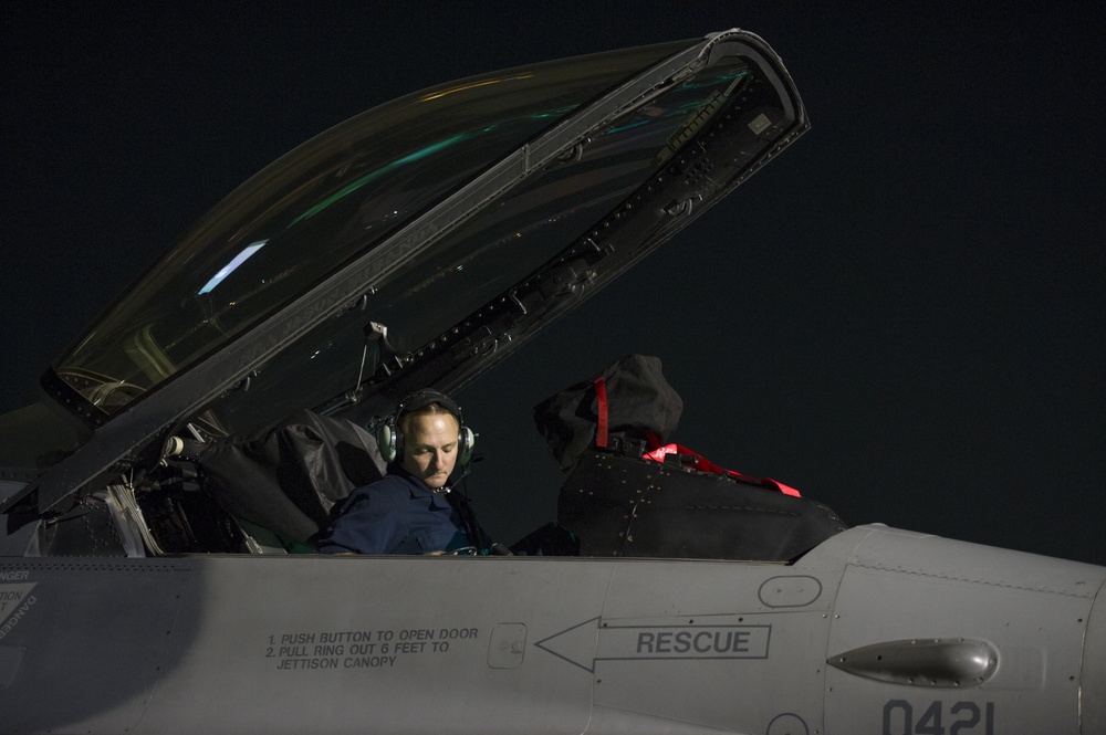 Viper maintainers: night on the line