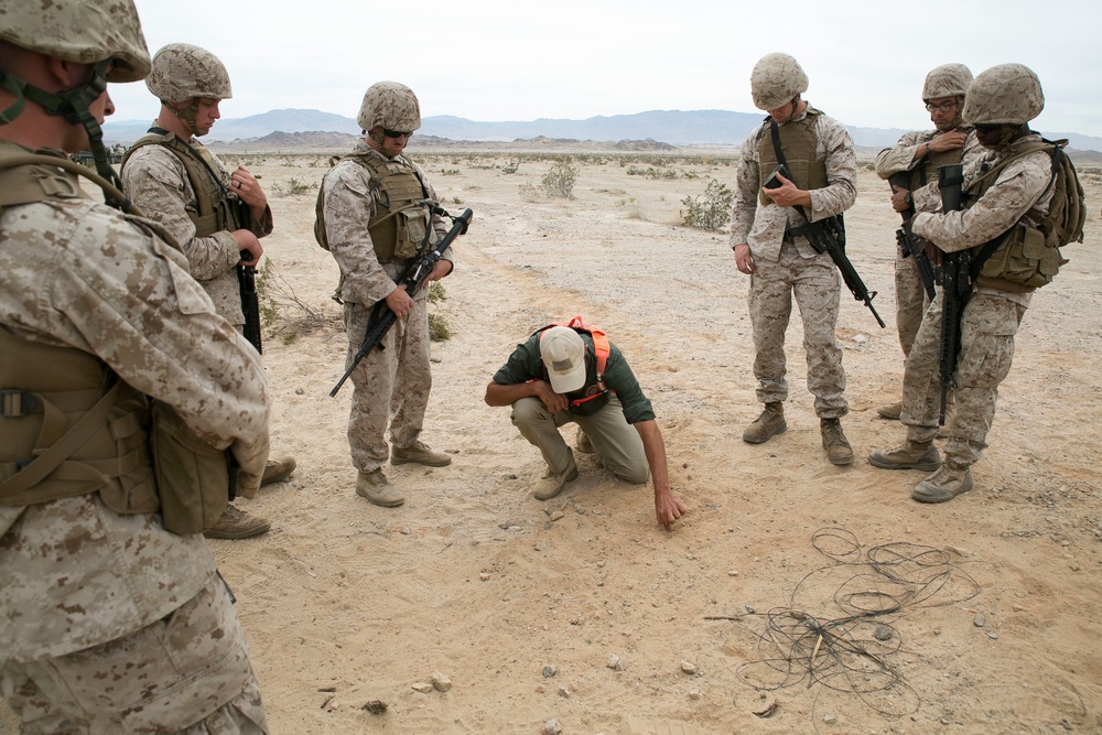 Combat Logistics Battalion 2 conducts first responder’s training during ITX 1-16