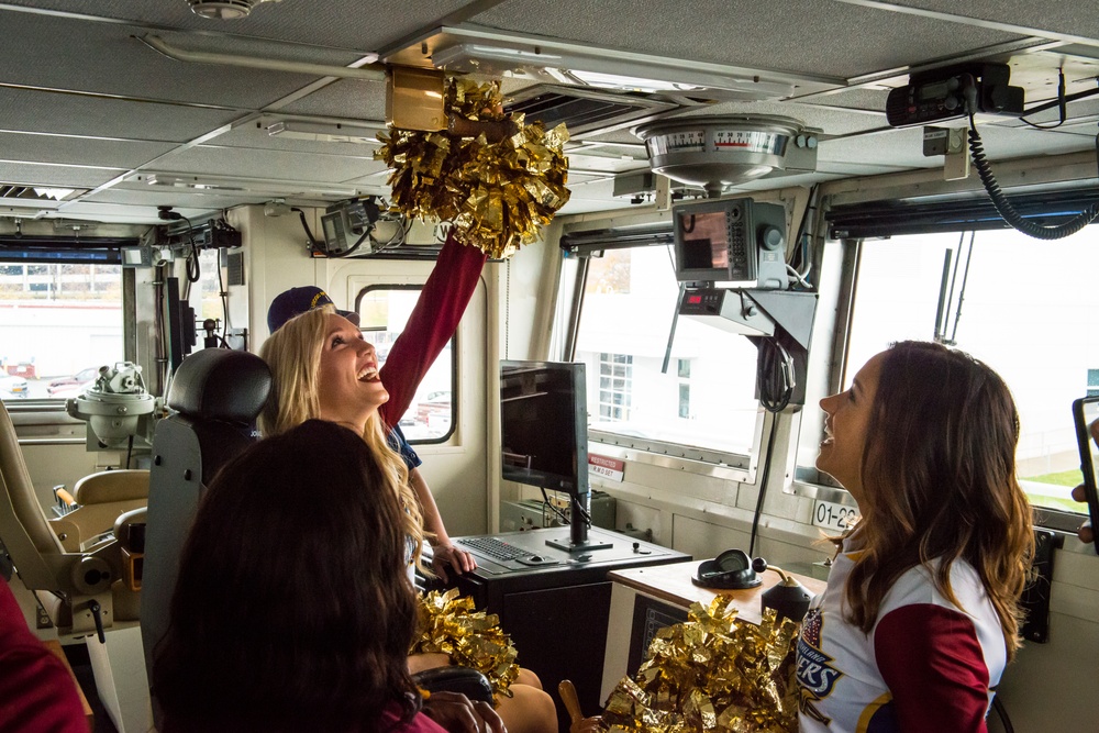 Cleveland Cavaliers throw surprise pizza party for Cleveland area Coast Guardsmen