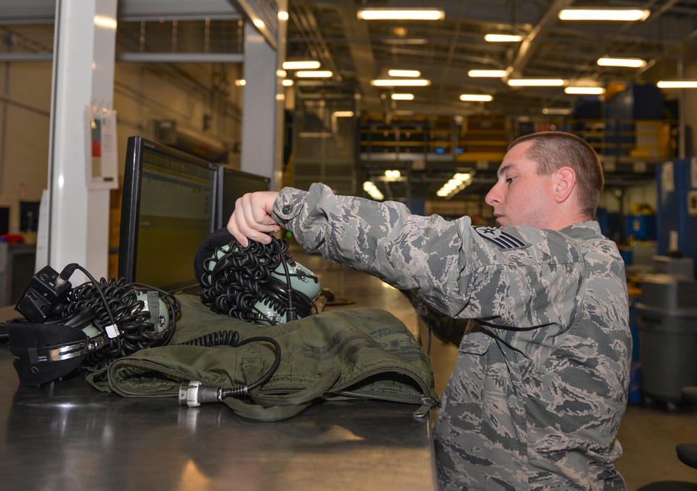 33rd AMXS supplies F-35 maintainers