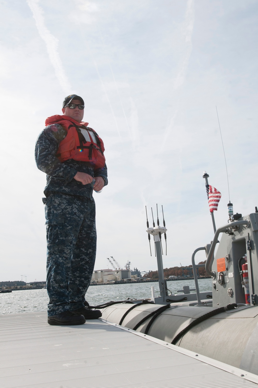 Sailors from the USS Abraham Lincoln receive training on the RHIB in Little Creek, Va.