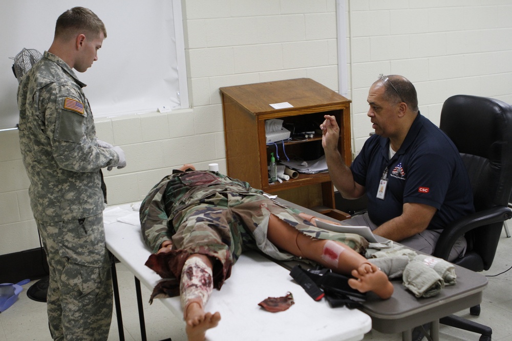 982nd Combat Camera Company (A) Soldiers conduct CLS training