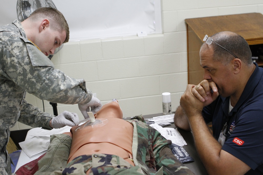 982nd Combat Camera Company (A) Soldiers conduct CLS training