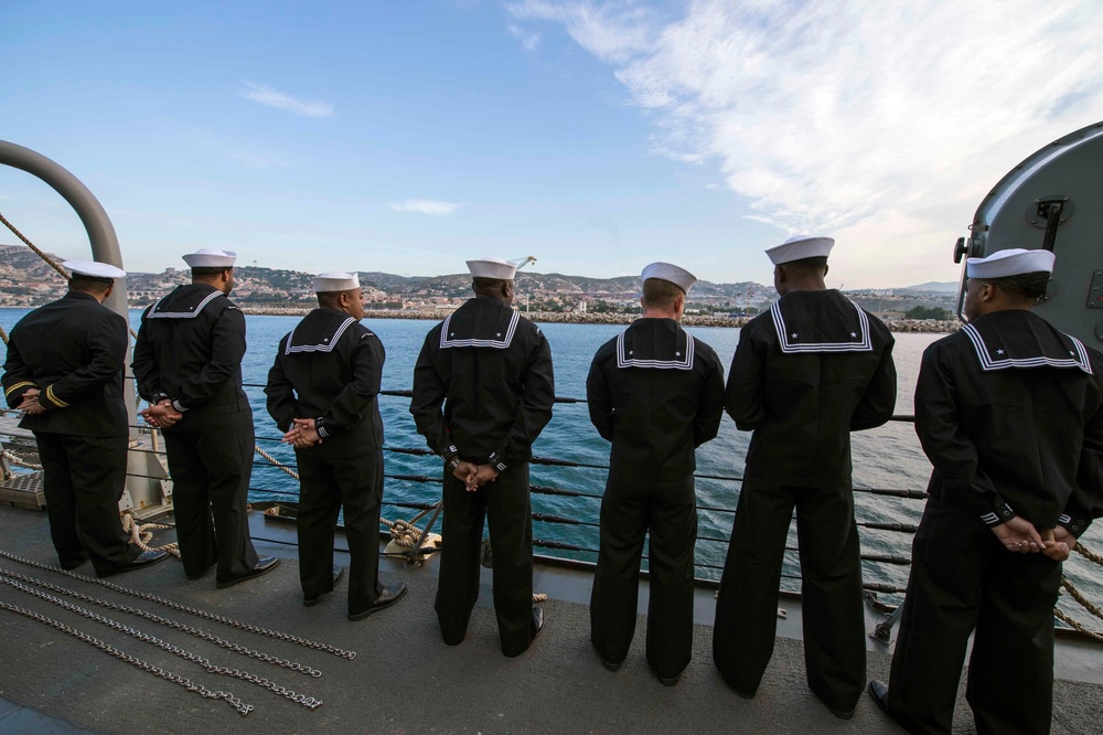 USS Farragutarrives in Marseille, France
