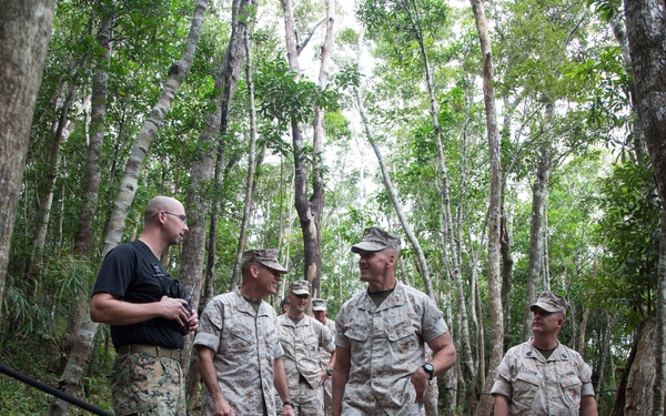 U.S. Marine Corps Maj. Gen. Simcock and Maj. Gen. Lukeman visit JWTC