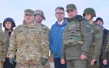 Sky Soldiers welcome US chief of staff of the Army to Fearless Guardian