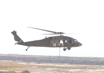 New Mexico National Guard airlifts dinosaur fossils