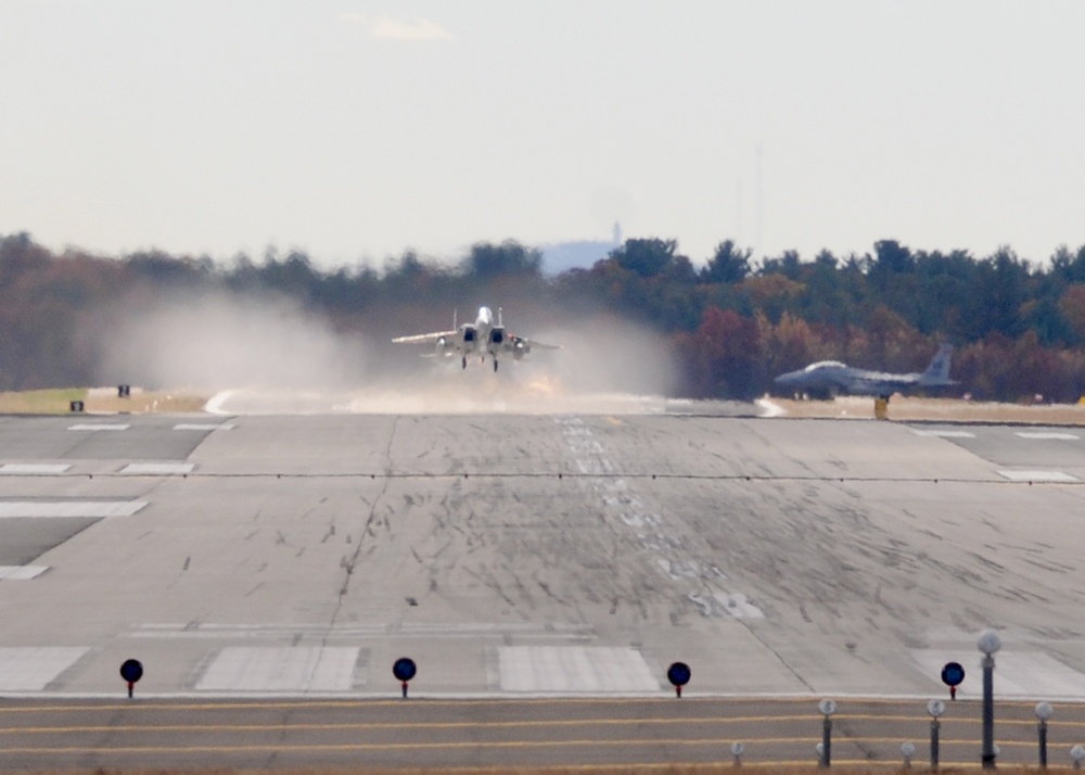 F15s deploy to Air Force Weapons Instructor School