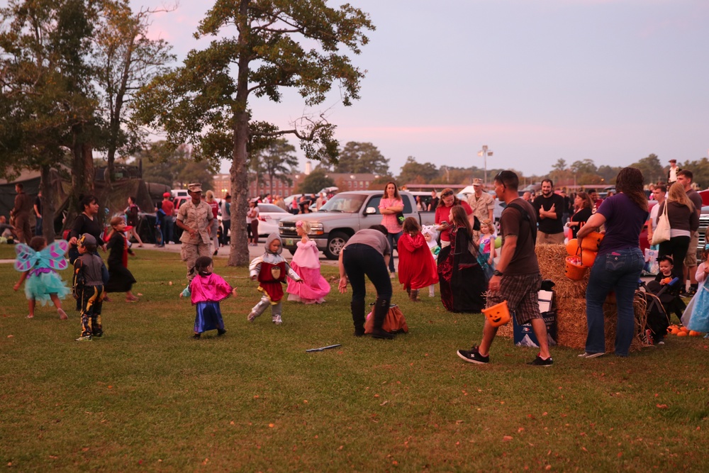 II MEF hosts “Trunk or Treat” Halloween events