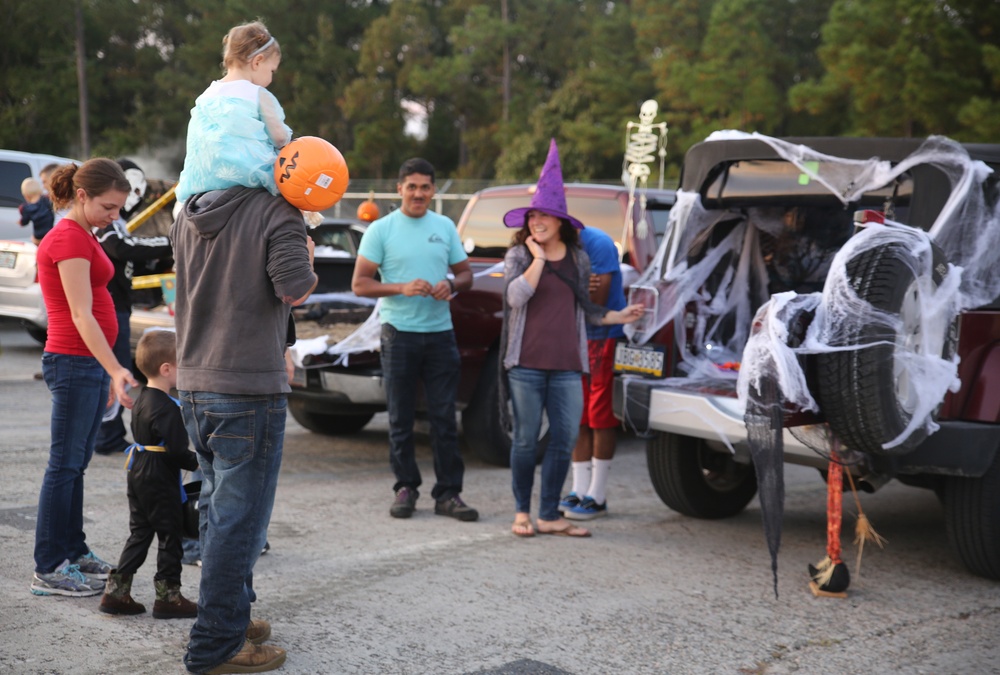 II MEF hosts “Trunk or Treat” Halloween events