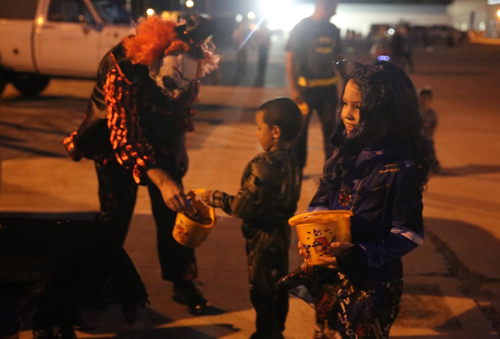 II MEF hosts “Trunk or Treat” Halloween events