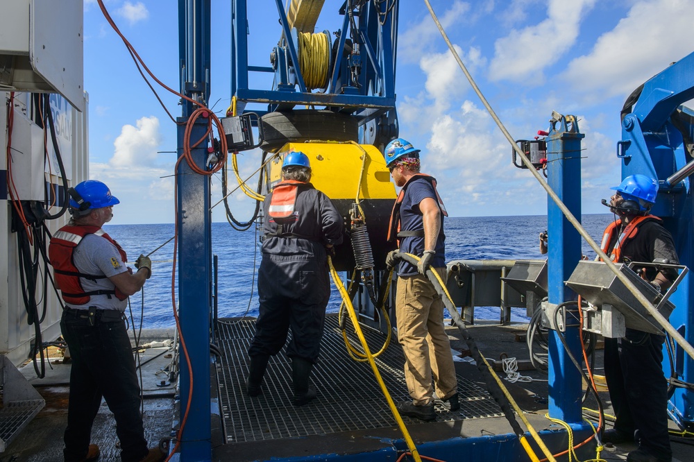 Search for El Faro