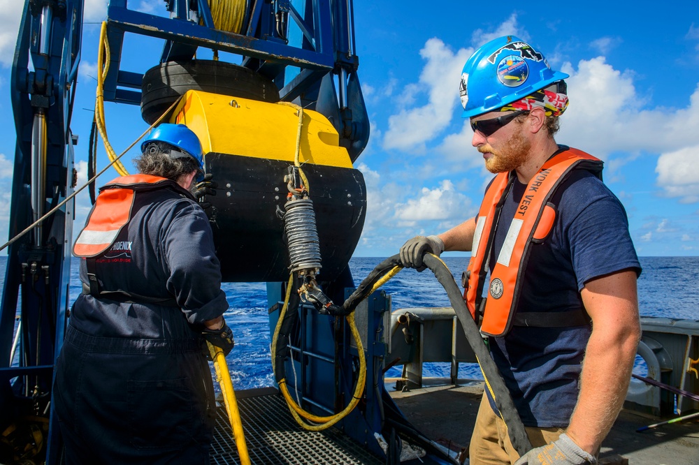 Search for El Faro