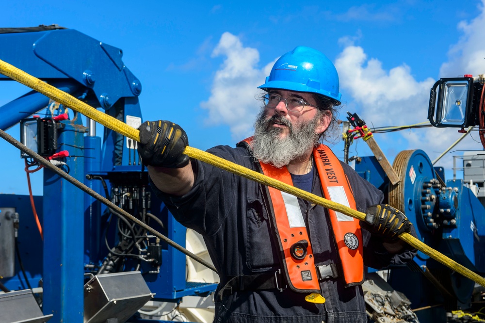 Search for El Faro