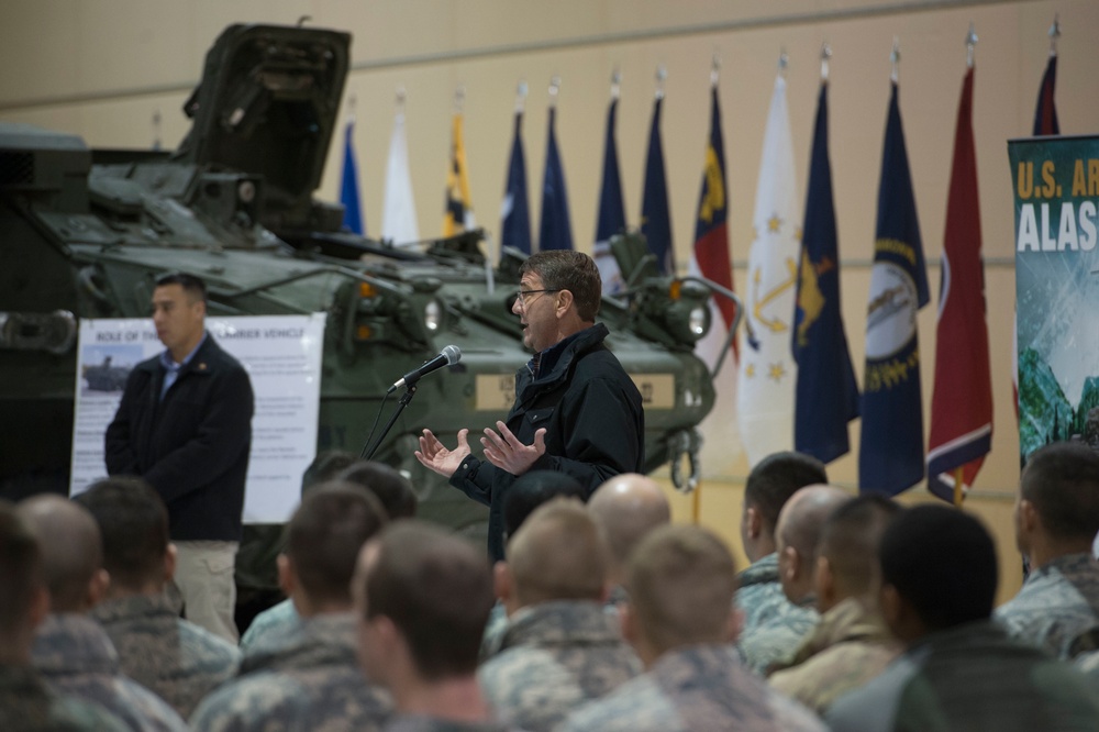 Secretary of defense visits Fort Wainwright