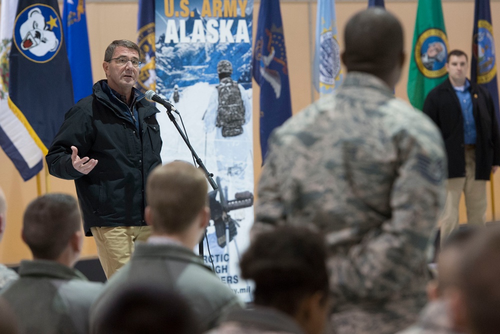 Secretary of defense visits Fort Wainwright