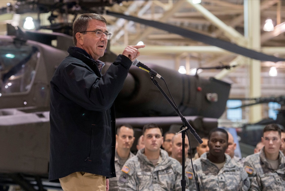 Secretary of defense visits Fort Wainwright