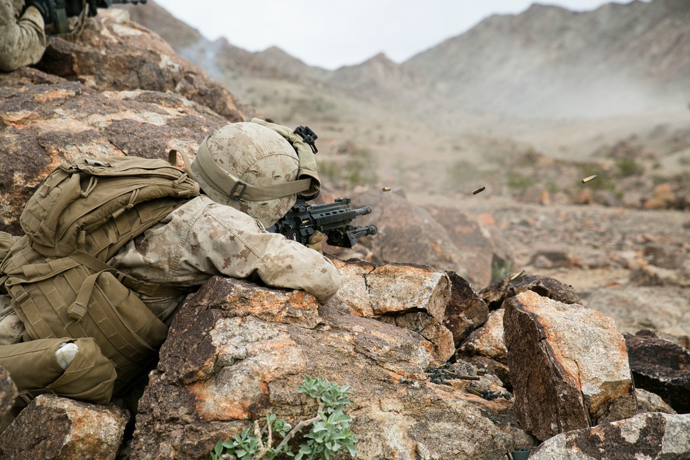 2nd Marine Division Commanding General Observes the MAGTF at ITX 1-16