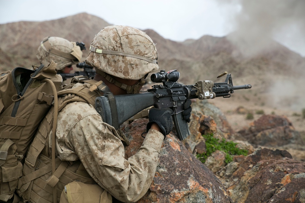 2nd Marine Division Commanding General Observes the MAGTF at ITX 1-16