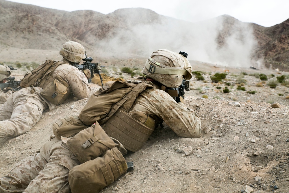 2nd Marine Division Commanding General Observes the MAGTF at ITX 1-16