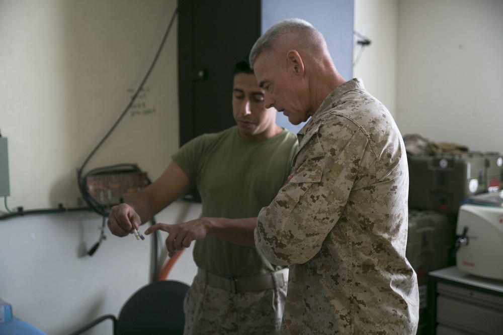 2nd Marine Division Commanding General Observes the MAGTF at ITX 1-16