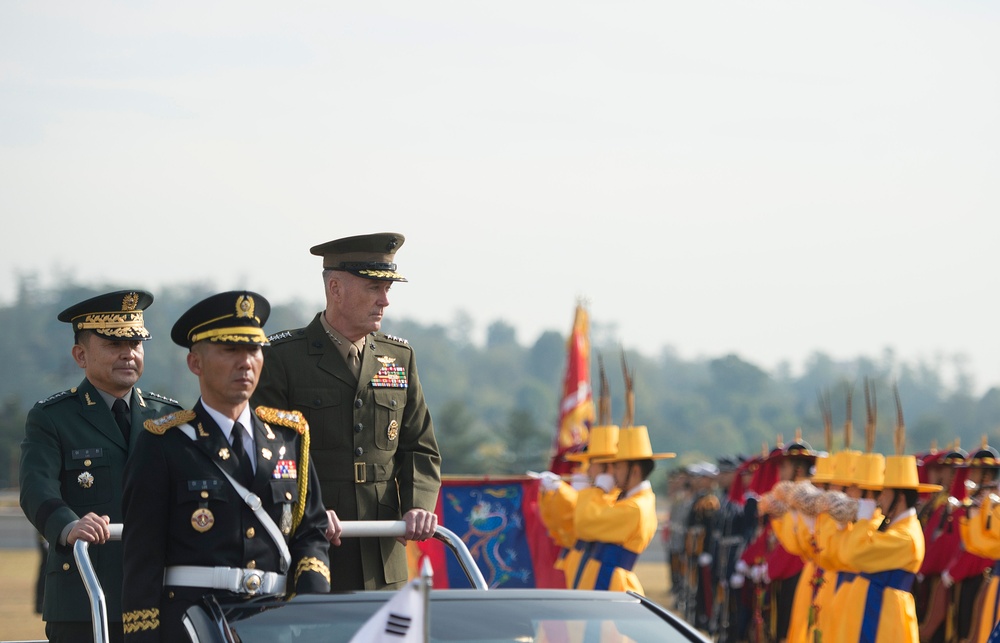 19th Chairman of the Joint Chiefs visits Korea