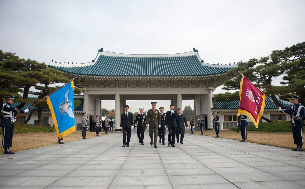 19th Chairman of the Joint Chiefs visits Korea