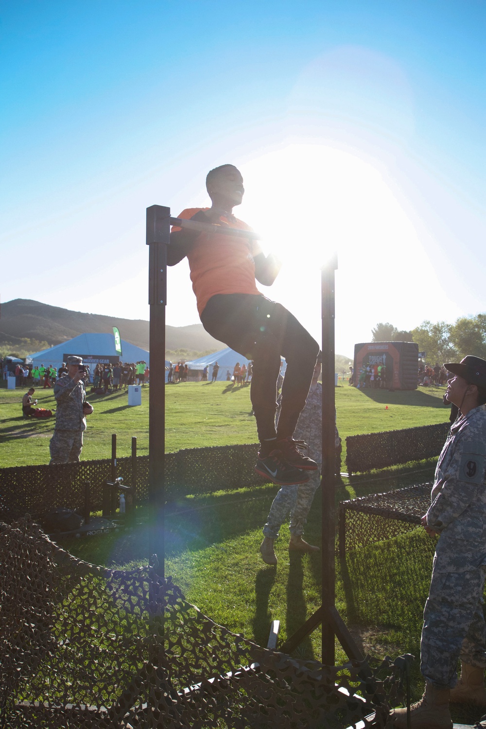 Army Reserve Soldiers motivate Southern California 2015 Tough Mudders