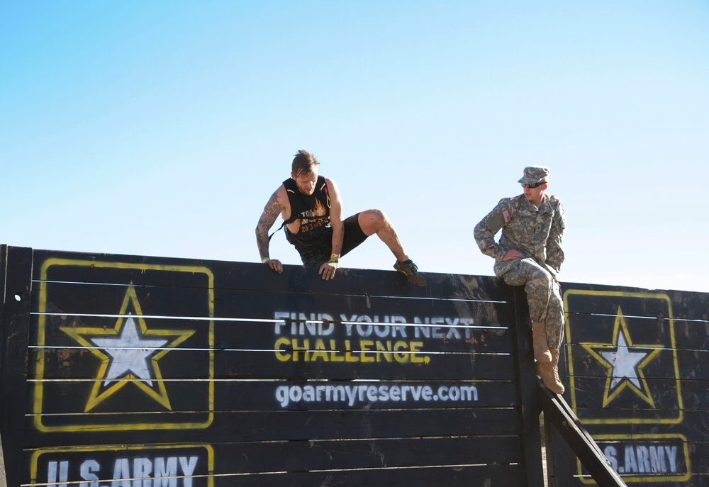 Army Reserve Soldiers motivate Southern California 2015 Tough Mudders
