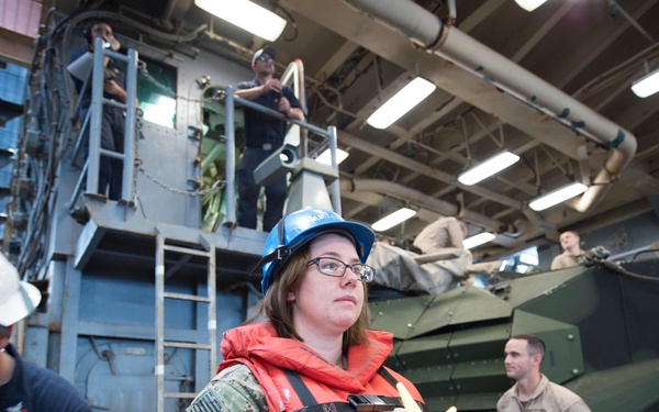 USS Oak Hill (LSD 51) operations