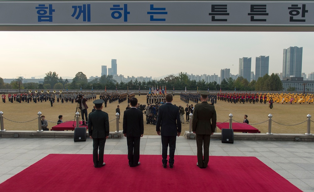 Gen. Dunford meets with Korean leaders