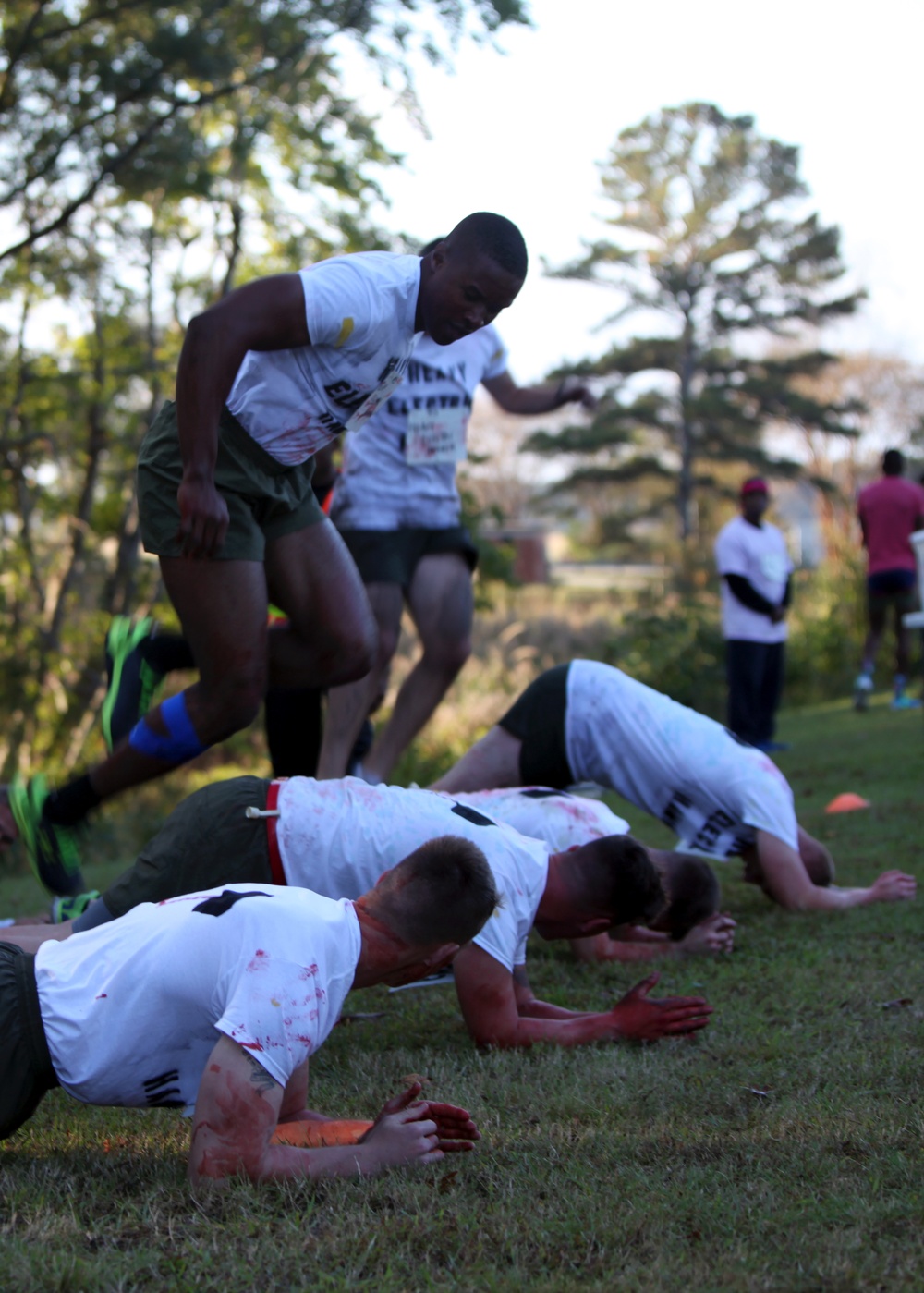 MALS-14 Honey Badgers maneuver obstacles, zombies