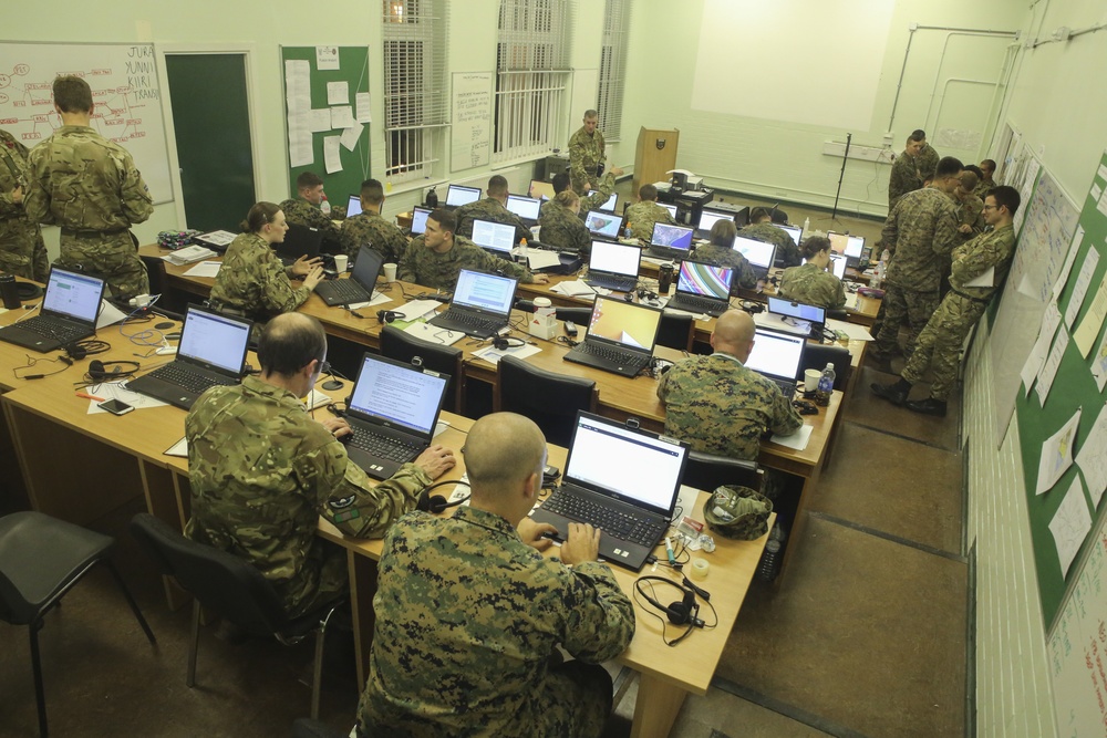 U.S. Marines, British Army collaborating on military intelligence